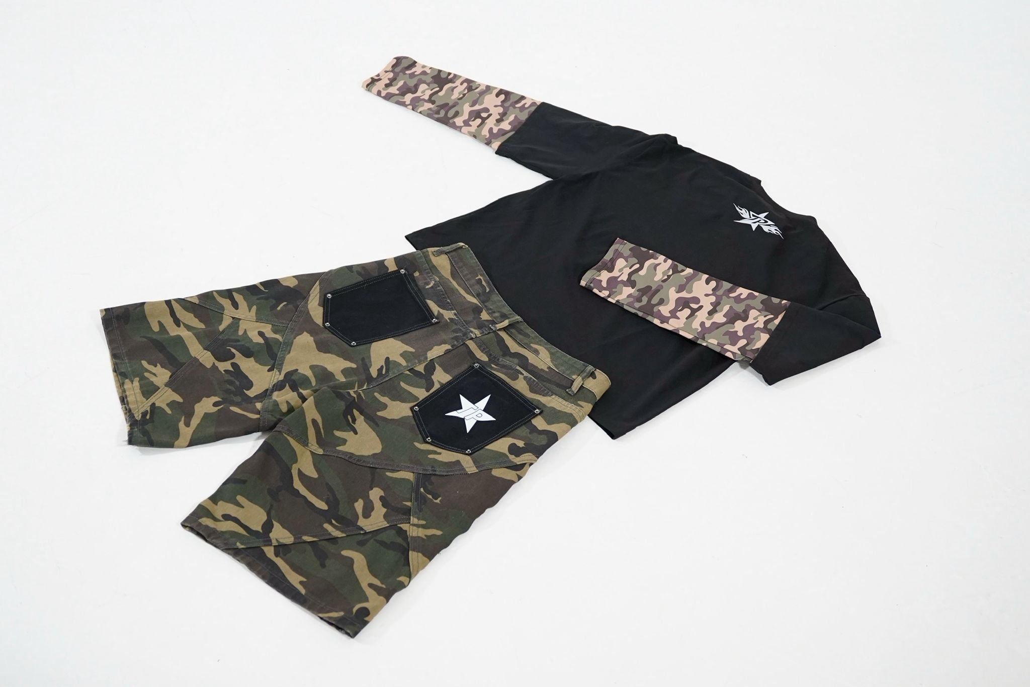 LONGSLEEVE CAMO